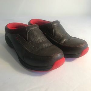 Sanita O2 slip on Clogs